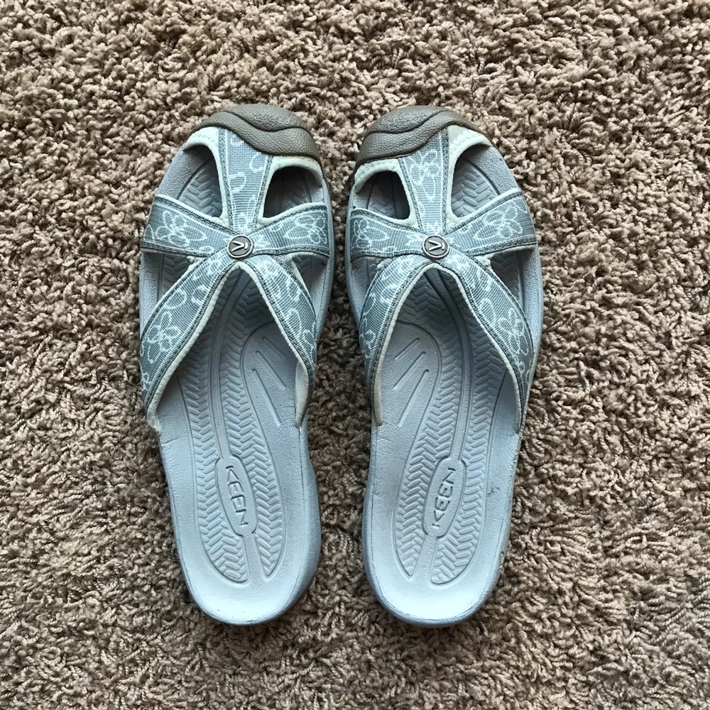 Women’s Keen Bali Slip on Sandals size 11
